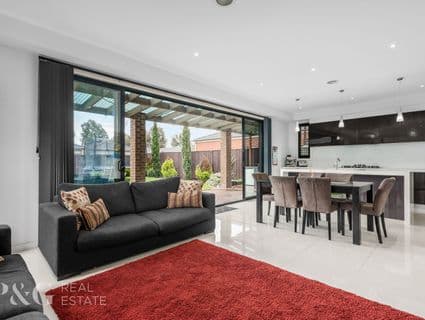 9 Longbow Terrace, Cranbourne North - Thumbnail 4