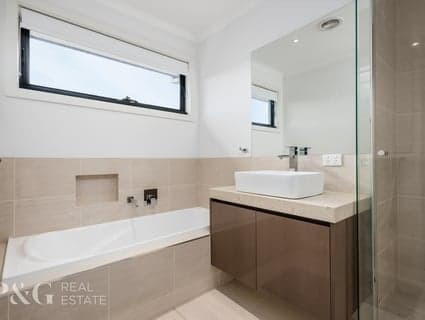 9 Longbow Terrace, Cranbourne North - Thumbnail 7