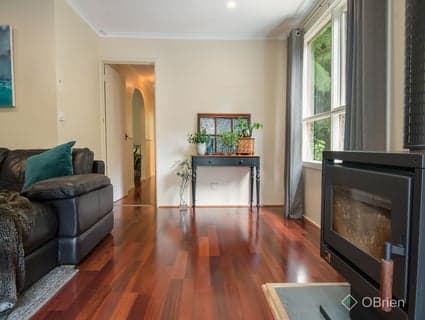 64 Barbers Road, Kalorama - Thumbnail 5
