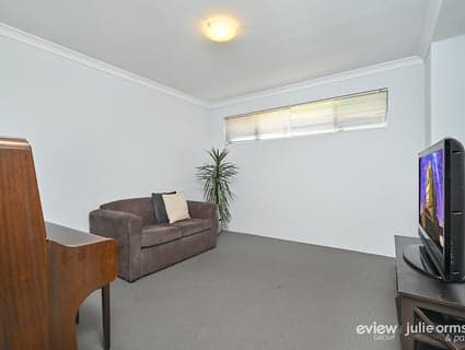 16 Piara Court, Woodvale - Thumbnail 6
