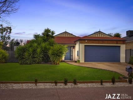 33 May Gibbs Circle, Point Cook - Image 1