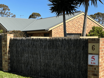 1/4 Rosemore Road, Rosebud - Thumbnail 2