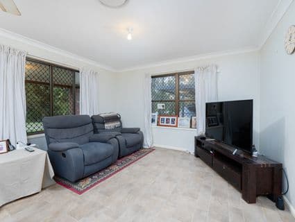 322 Coonowrin Road, Glass House Mountains - Thumbnail 2
