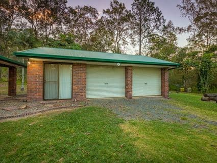 322 Coonowrin Road, Glass House Mountains - Thumbnail 5