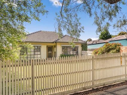 1/31 Deane Street, Frankston - Image 1