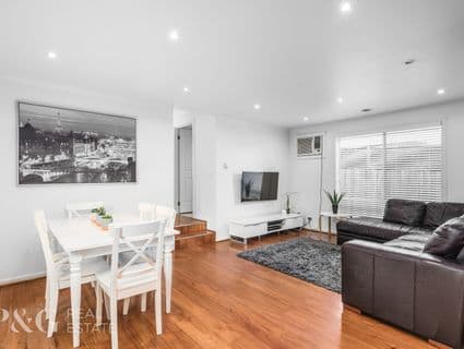 70 Lake View Drive, Narre Warren South - Thumbnail 2