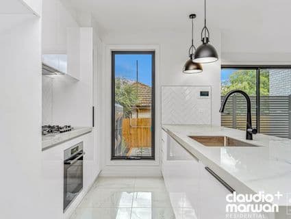 5/124 Essex Street, Pascoe Vale - Thumbnail 3