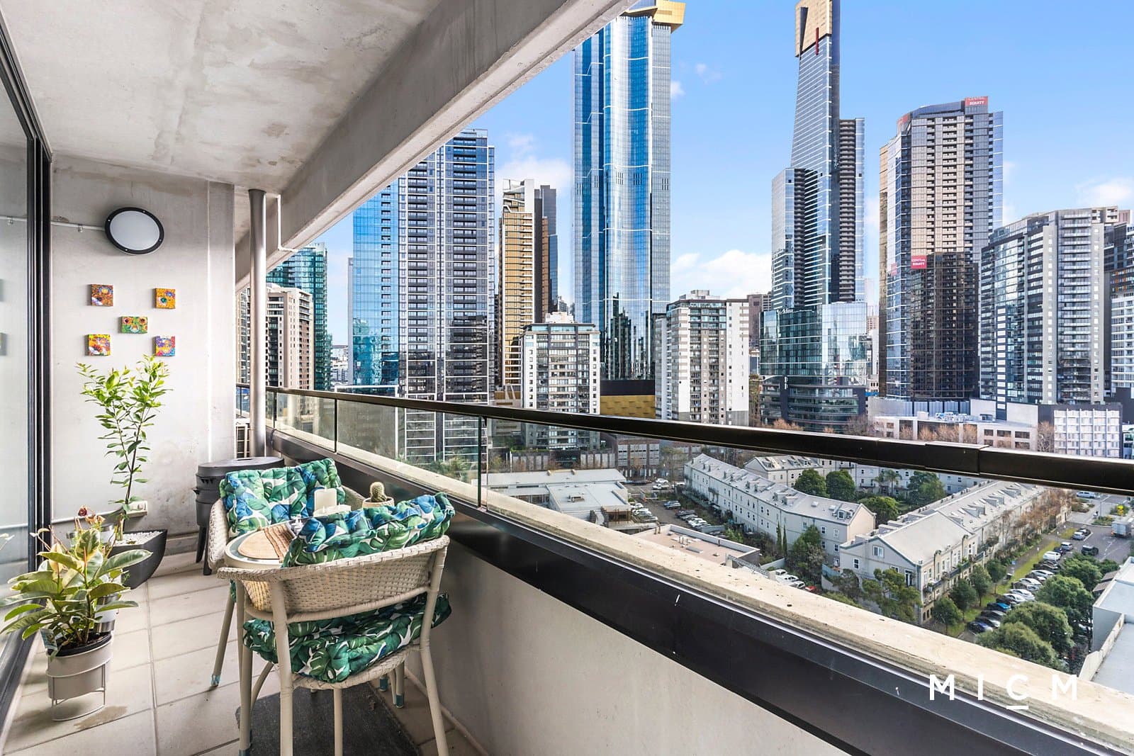 1210/152 Sturt Street, Southbank - Image 1
