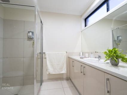 53 Leyland Drive, Narre Warren South - Thumbnail 5