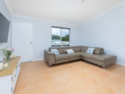 7 Olivia Court, Landsborough - Thumbnail 3