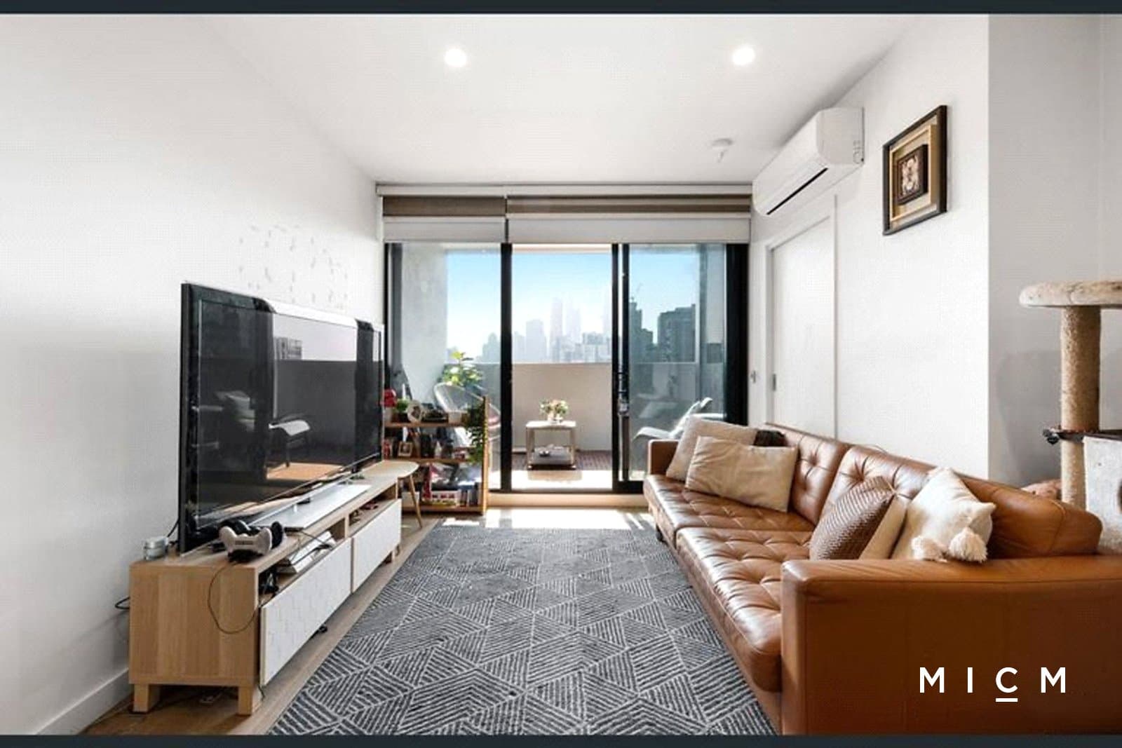 1706/89 Gladstone Street, South Melbourne - Image 1