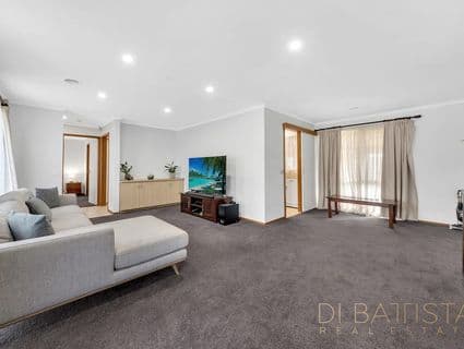 9 Northleigh Avenue, Craigieburn - Thumbnail 4