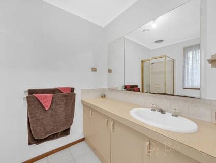 9 Northleigh Avenue, Craigieburn - Thumbnail 6