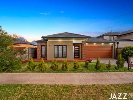 33 Obsidian Avenue, Tarneit - Image 1