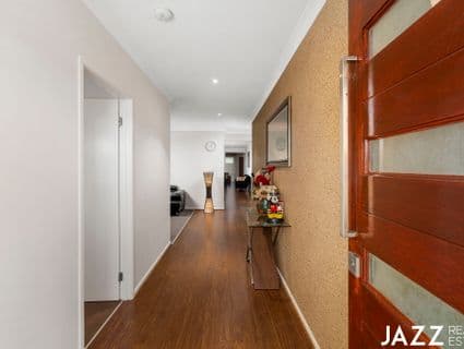 33 Obsidian Avenue, Tarneit - Thumbnail 4
