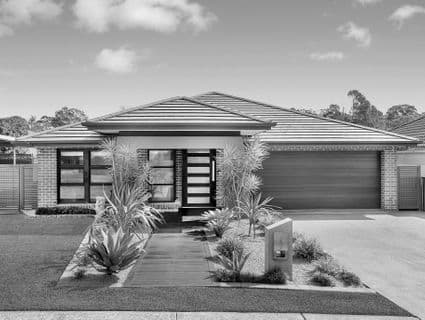 19 Phillip Street, Oyster Bay - Image 1