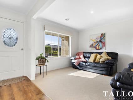 53 Olivia Way, Hastings - Thumbnail 2