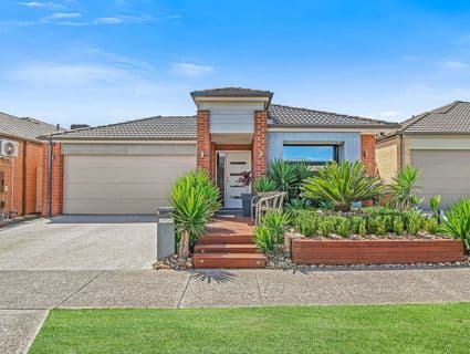 29 Black Wattle Way, Cranbourne - Image 1