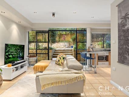 22 Warwilla Avenue, Copacabana - Thumbnail 2