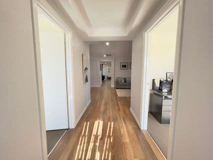 127 Hothlyn Drive, Craigieburn - Thumbnail 3