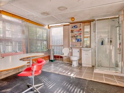 16 Emperor Street, Annerley - Thumbnail 7
