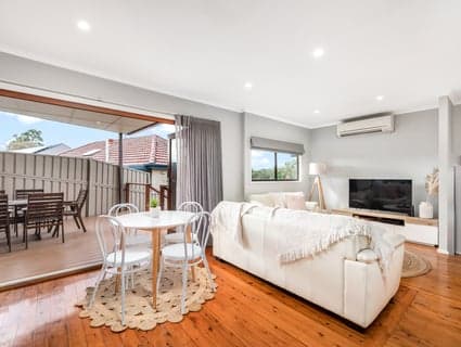 15 Davies Parade, Mount Hutton - Thumbnail 6