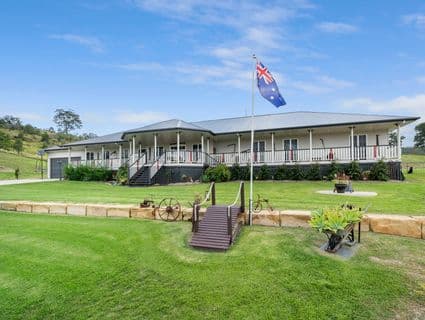 12 Bottle Tree Court, Withcott - Image 1