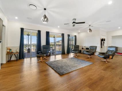 12 Bottle Tree Court, Withcott - Thumbnail 6