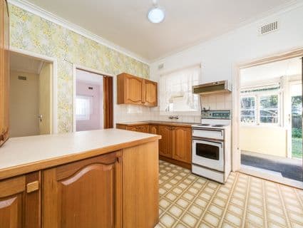 39 Lofberg Road, West Pymble - Thumbnail 5