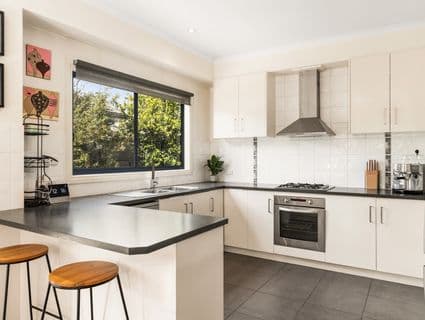 2B Wykeham Court, Frankston - Thumbnail 4