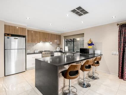 2 Chesterfield Drive, Narre Warren South - Thumbnail 3
