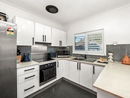 4 Beach Street, Swansea - Thumbnail 3