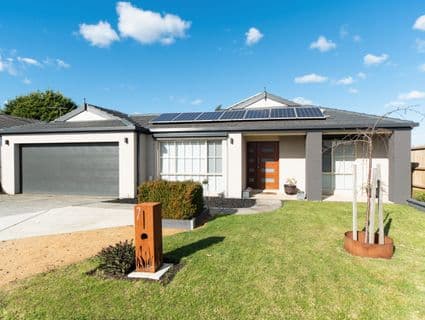 7 Talara Court, Cranbourne - Image 1