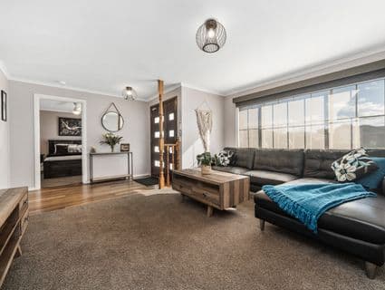 7 Talara Court, Cranbourne - Thumbnail 2