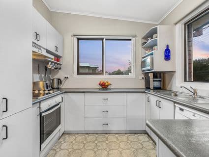 56 Volitans Avenue, Mount Eliza - Thumbnail 7