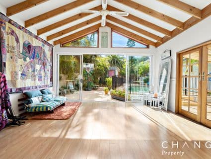 18 Oceano Street, Copacabana - Image 1