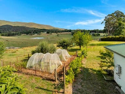 8 Fleay Road, Badger Creek - Image 1