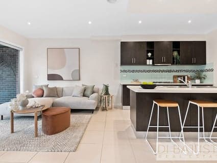 13 Marigold Crescent, Gowanbrae - Thumbnail 8