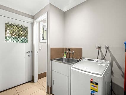 353 Tor Street, Wilsonton - Thumbnail 6