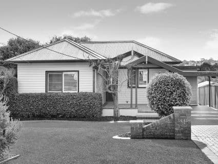 11 Fifth Avenue, Jannali - Image 1