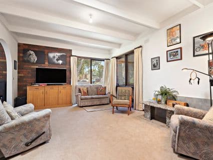 18 Cleeland Court, Rosebud - Thumbnail 2