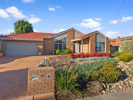 39 Fleetwood Drive, Greenvale - Thumbnail 2