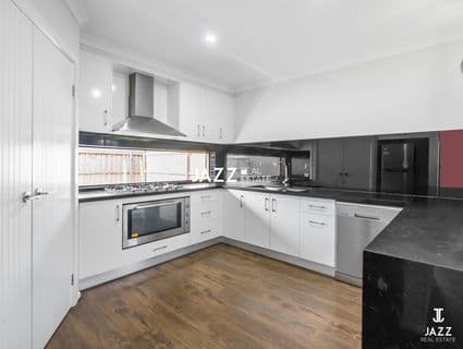 27 Anglers Avenue, Point Cook - Thumbnail 8