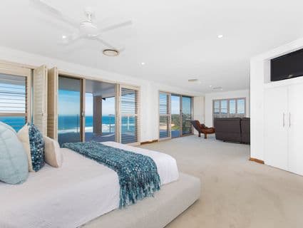 19 North Scenic Road, Forresters Beach - Thumbnail 3
