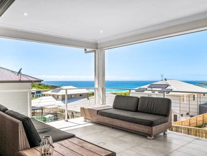 68 Sunnyspot Boulevarde, Catherine Hill Bay - Thumbnail 3