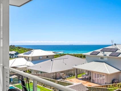 68 Sunnyspot Boulevarde, Catherine Hill Bay - Thumbnail 5