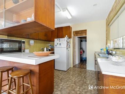 9 Ashley Street, Marks Point - Thumbnail 4
