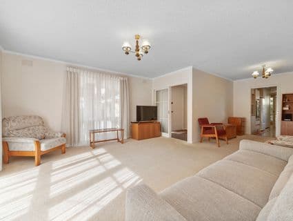 8 Weigela Court, Frankston - Thumbnail 3