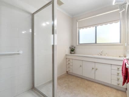 8 Weigela Court, Frankston - Thumbnail 8