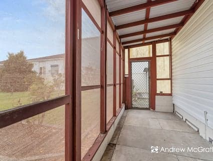 3 Bay Street, Swansea - Thumbnail 8